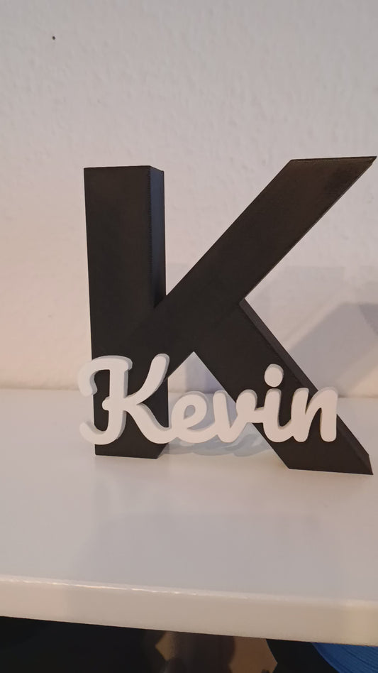 Personalisierter Deko Buchstabe mit Wunschname | Namensschild zum Stellen oder Hängen | 15 cm