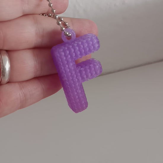Video wie sich der Buchstabe F bewegt