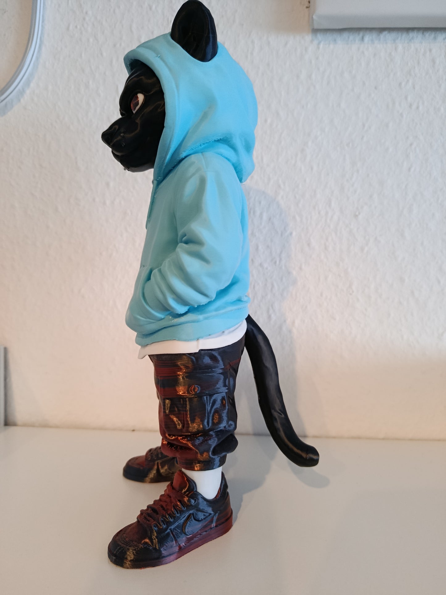 🐾 Panther-Figur 30 cm | Hoodie, Hose & Schuhe farblich wählbar
